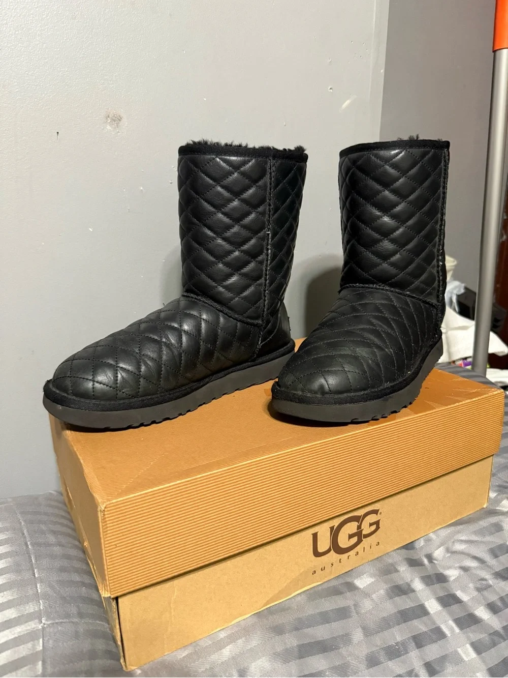 UGG Quilted Short Shearling-Lined Boots - Black